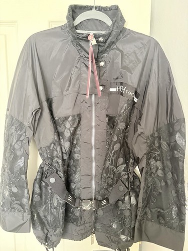 High tech black embroidered - high,